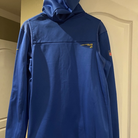 Men’s Rams jacket - Picture 2 of 4